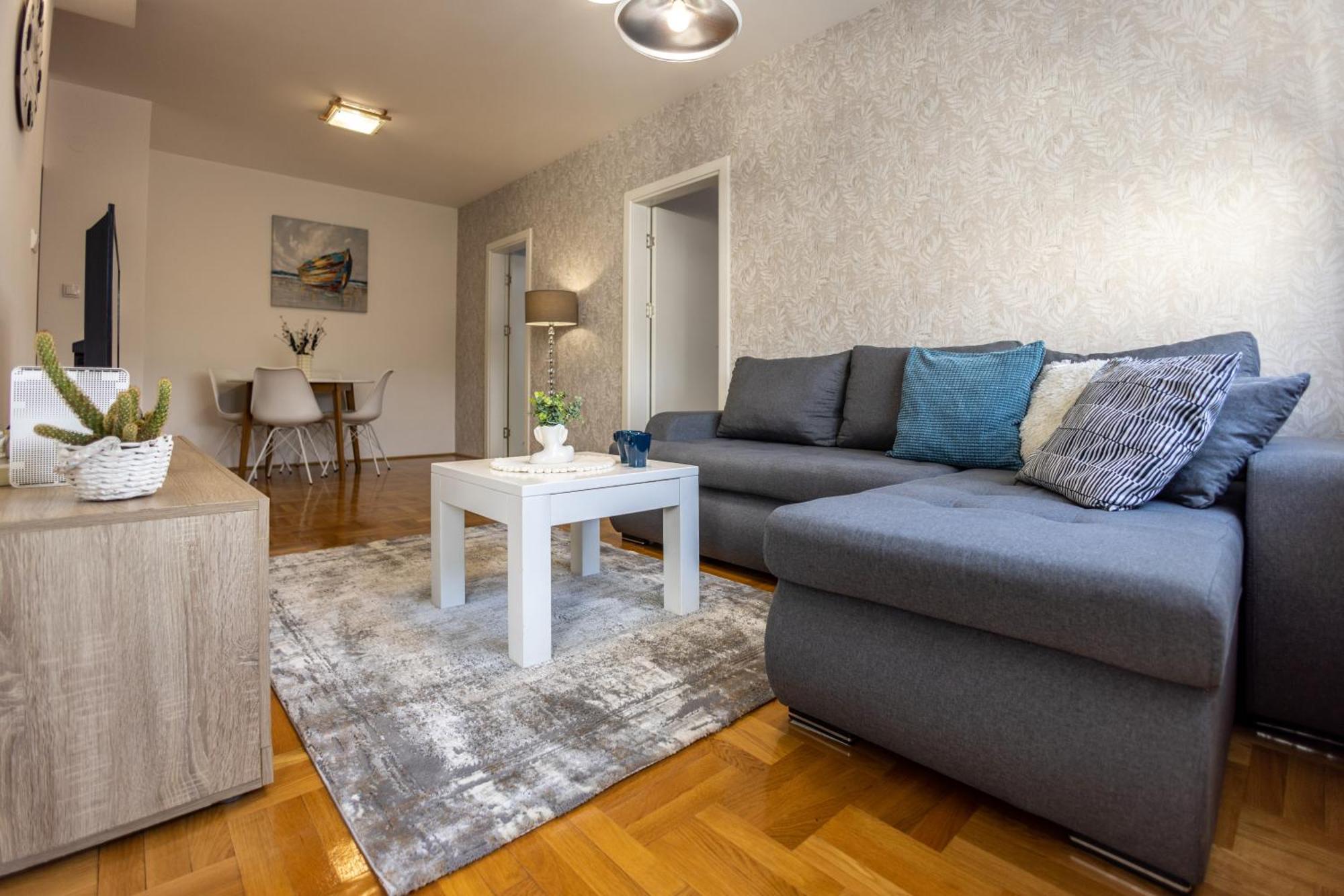 Apartmani Hemera Valjevo Eksteriør billede