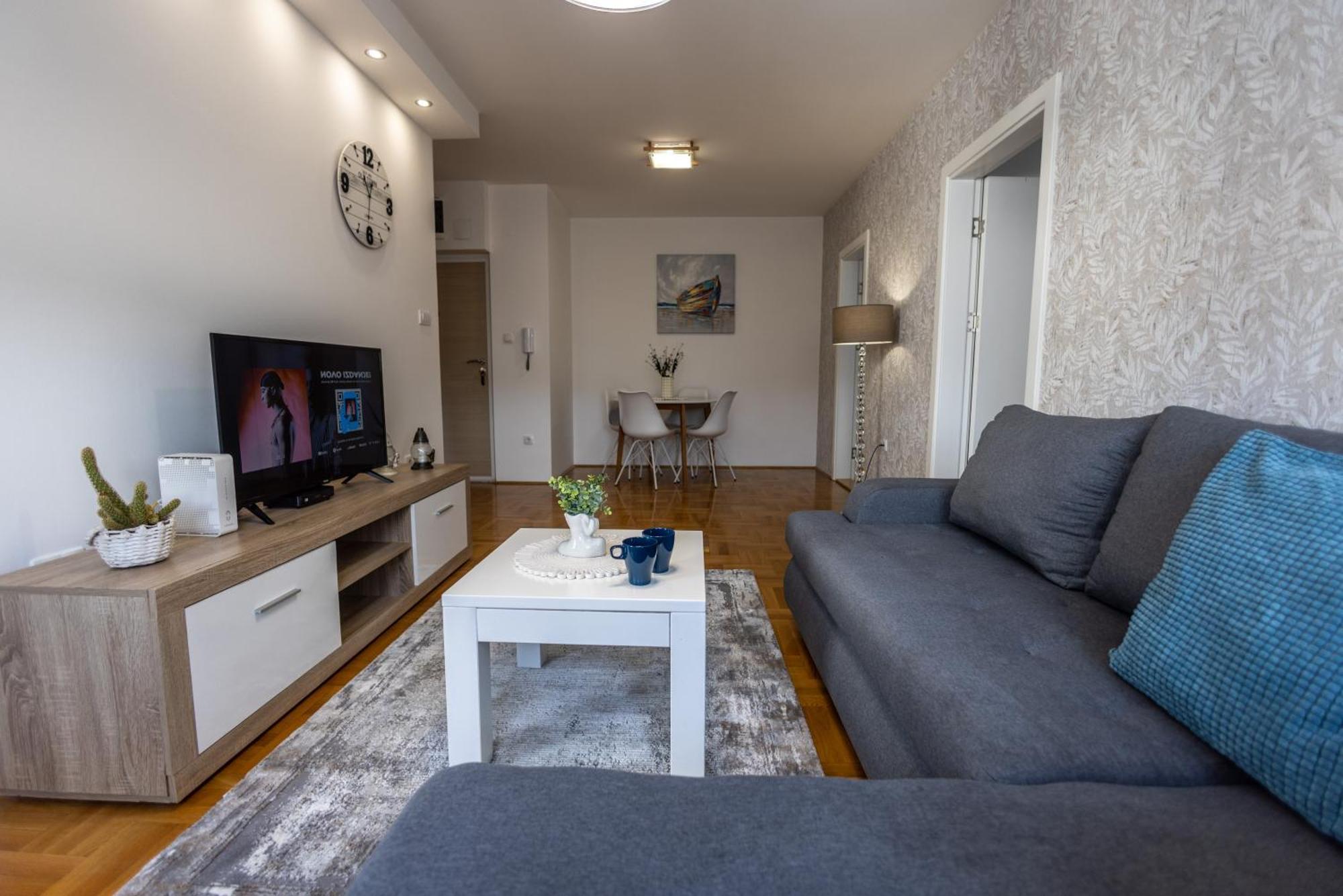 Apartmani Hemera Valjevo Eksteriør billede