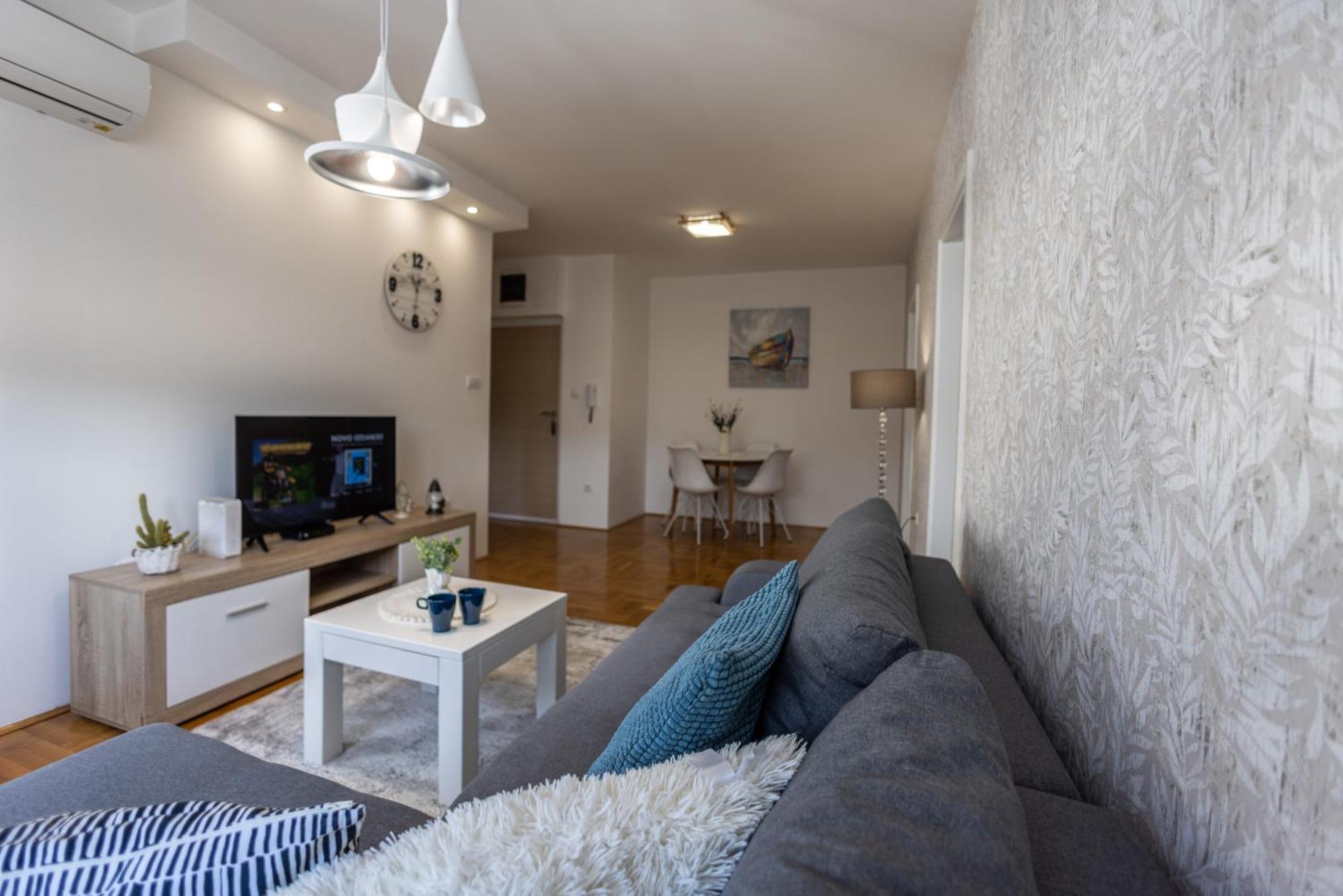 Apartmani Hemera Valjevo Eksteriør billede