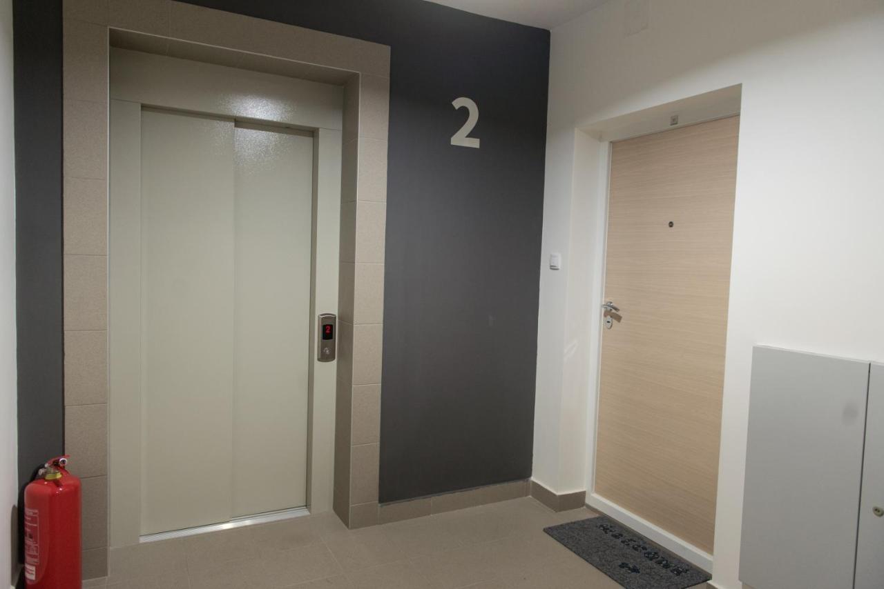 Apartmani Hemera Valjevo Eksteriør billede